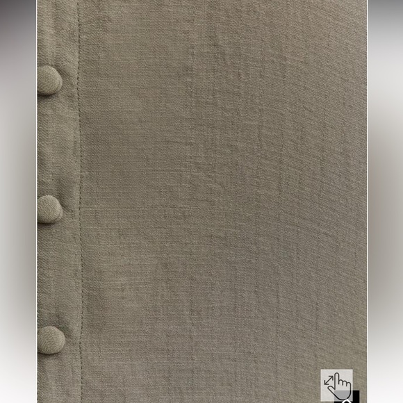 ✨torrid agave green harper gauze button-front sleeveless blouse✨ - Picture 5 of 10